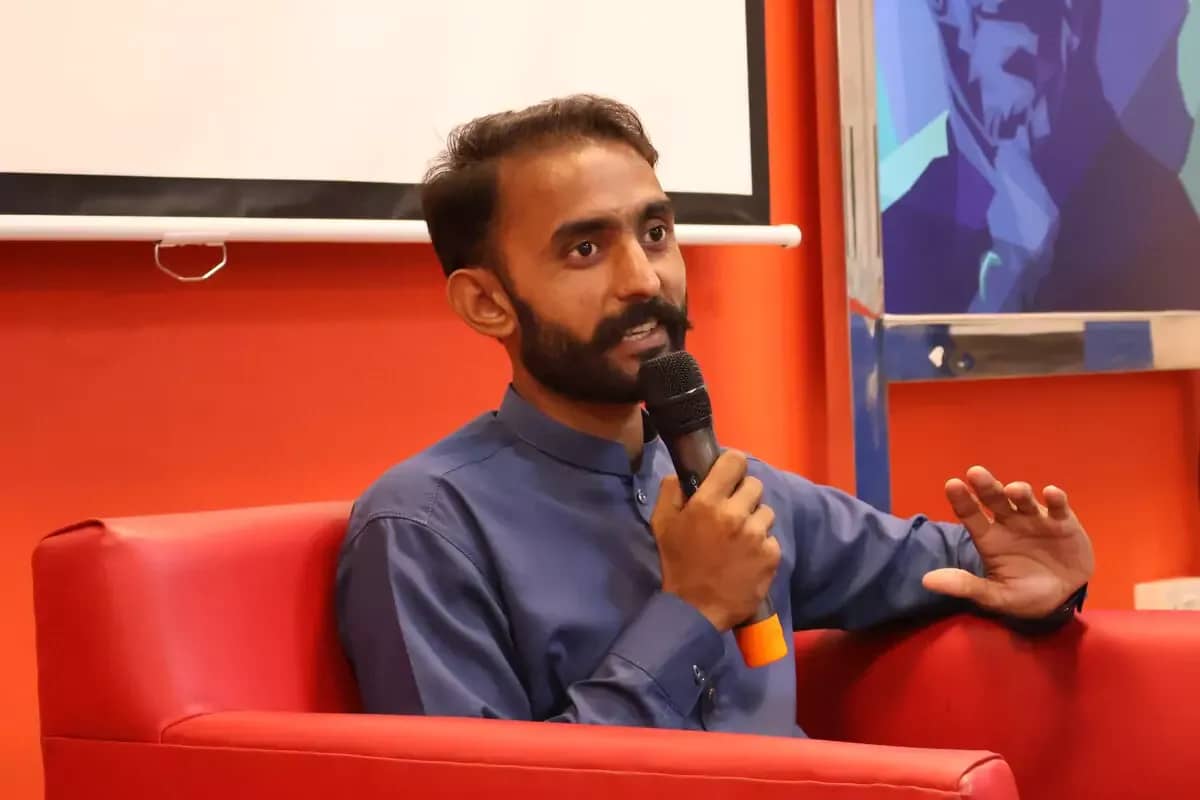 Open Mic Expression In English